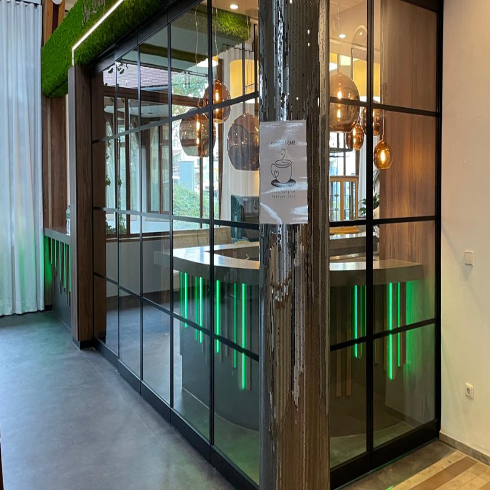  Grid Type Partition with Door Profile