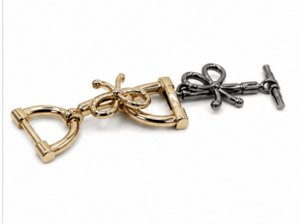 Fancy Garments Buckle - Color: Golden