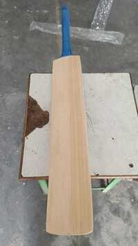 Full Size Kashmir Willow Bat - Application: Cricket