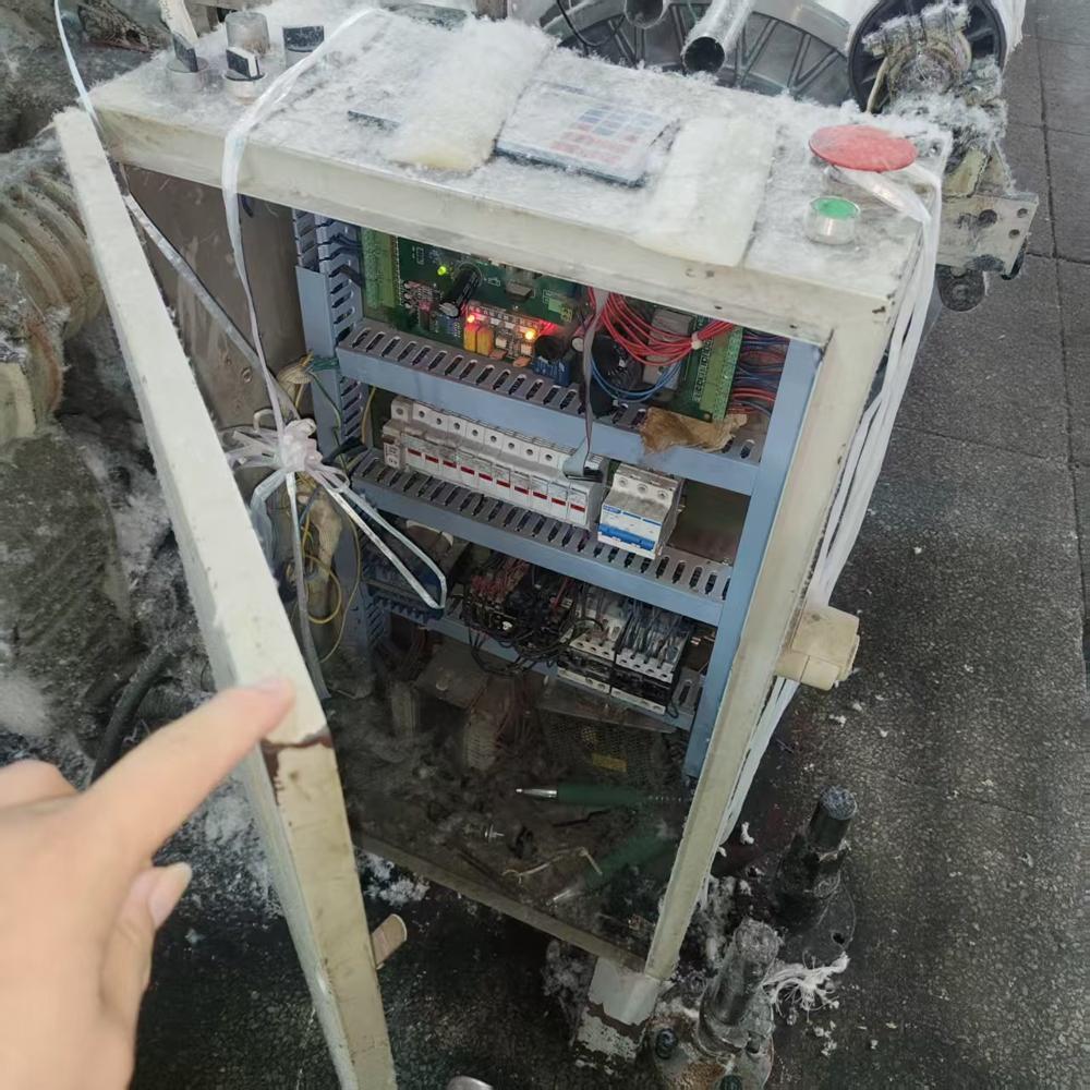 Somet SM-93 rapier loom