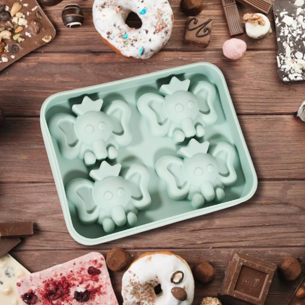 Silicone Cartoon Shape 4 Grid Ice Cube Tray for Fridge 1 Pc