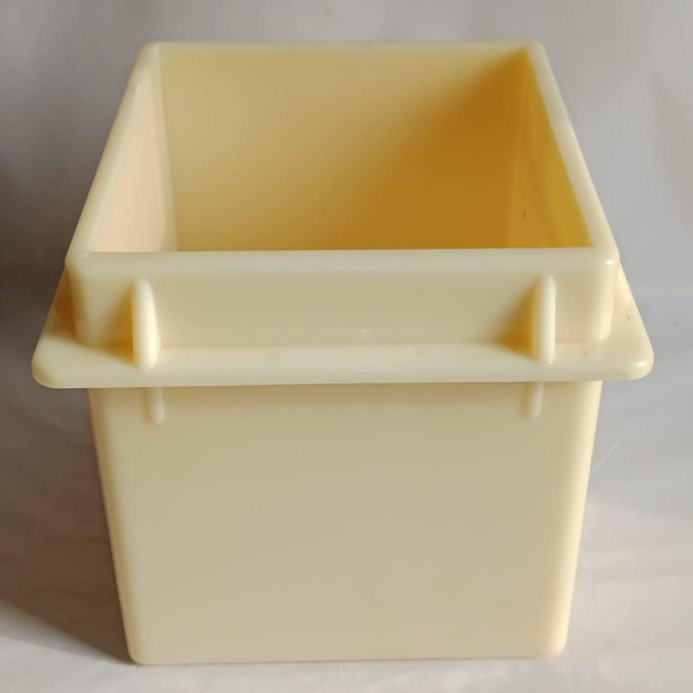 Plastic Cube Mould
