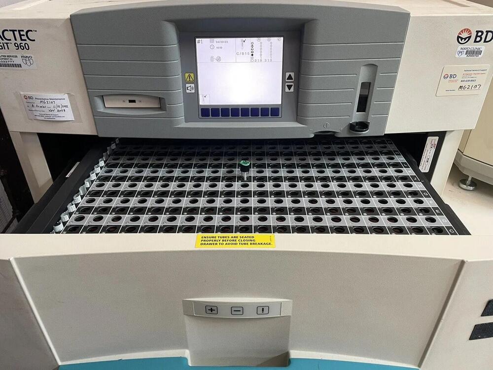 Bd Bactec Mgit 960 - Operating Type: Automatic