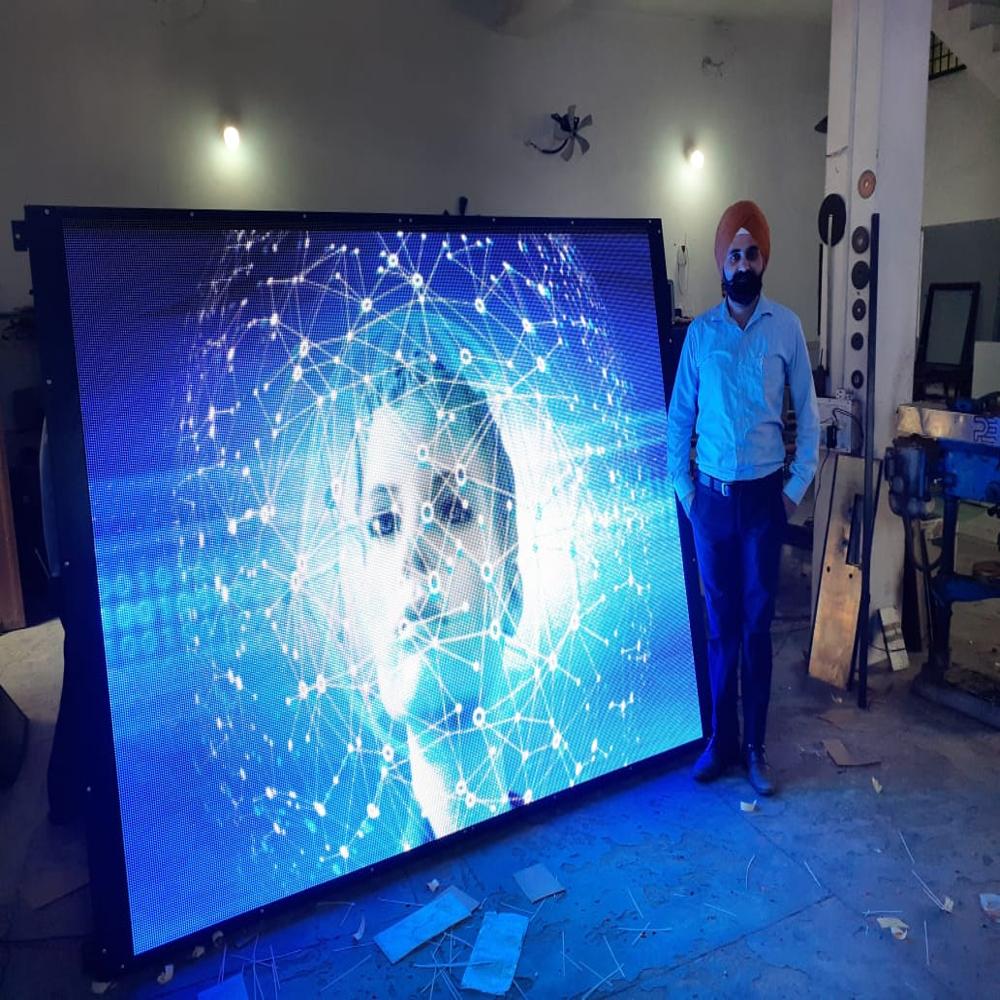 Outdoor Digital Advertising Display