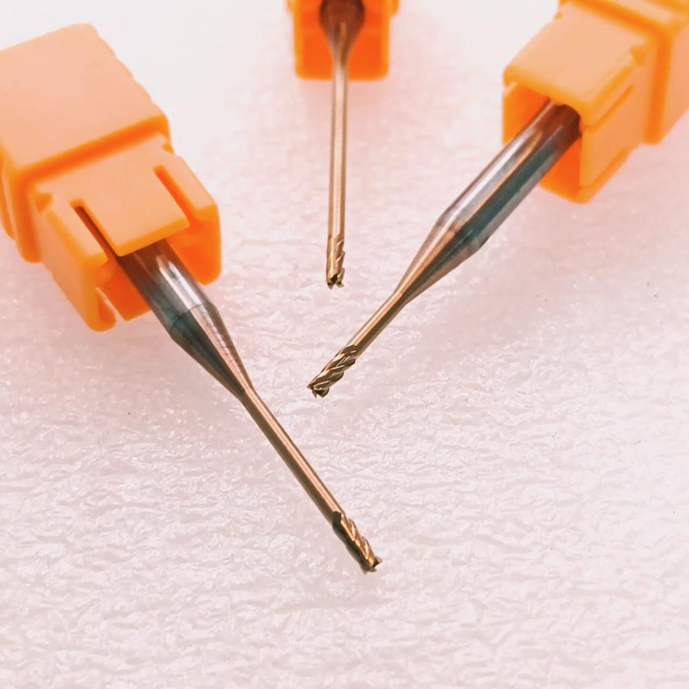 Rib Long Neck End Ball