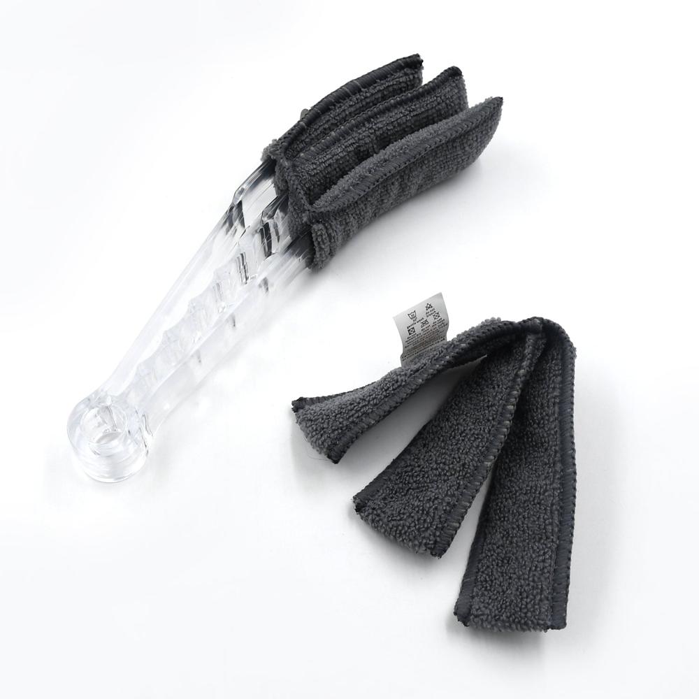 Window Blind Cleaner Brush Microfiber Sleeves Dusting Tool for Shutters & AC (1 Pc)