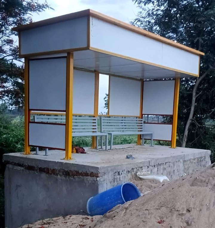 Modern Bus Stop Shelter - Powder Coated (Model 11)