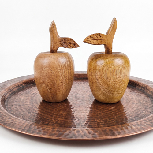 (L-3.25 x W-3.25 x H-6.5 inch) Wooden Apple