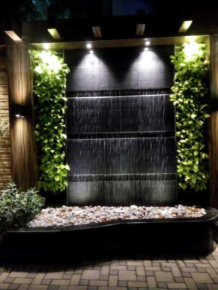 Wall Water Fountain