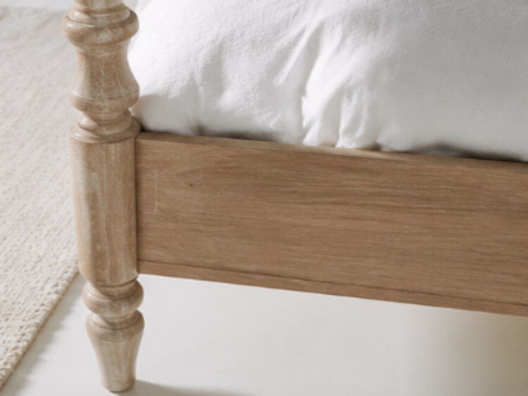 Royal Classical Bed