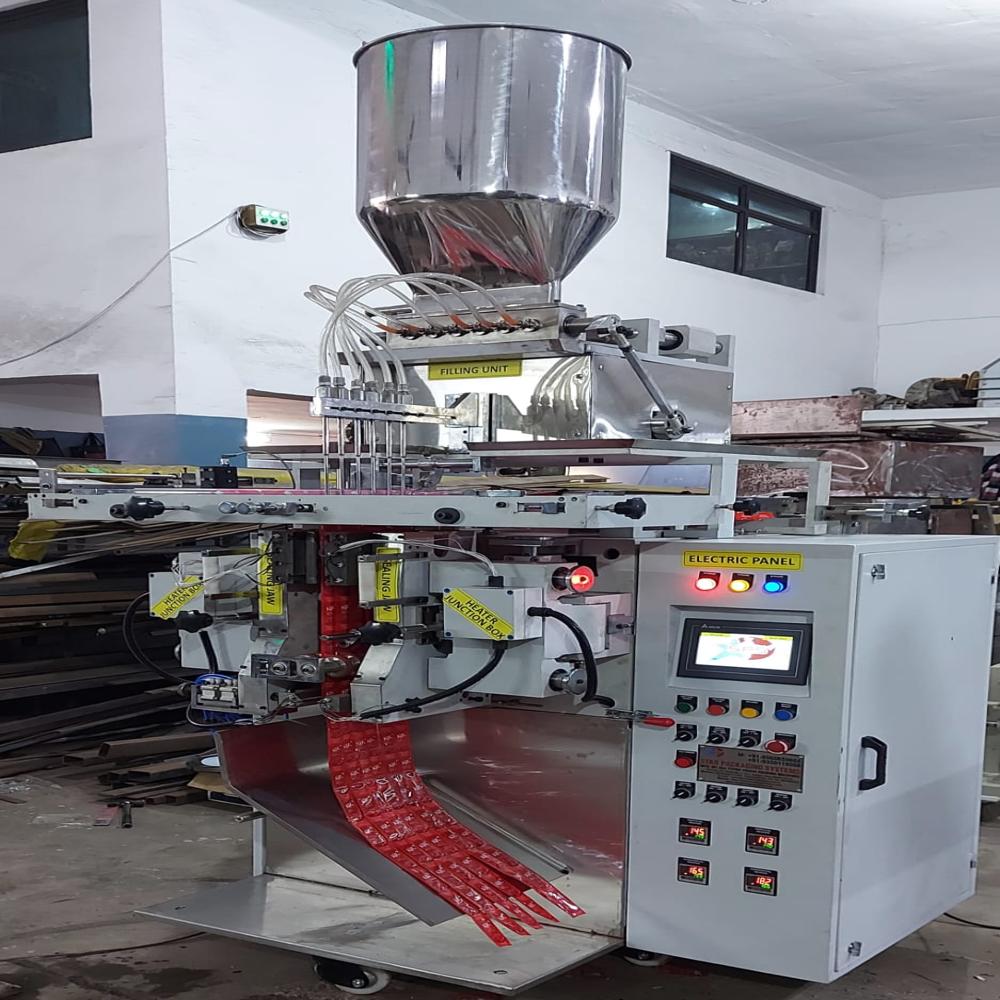 Shampoo packaging machine (6 Track)