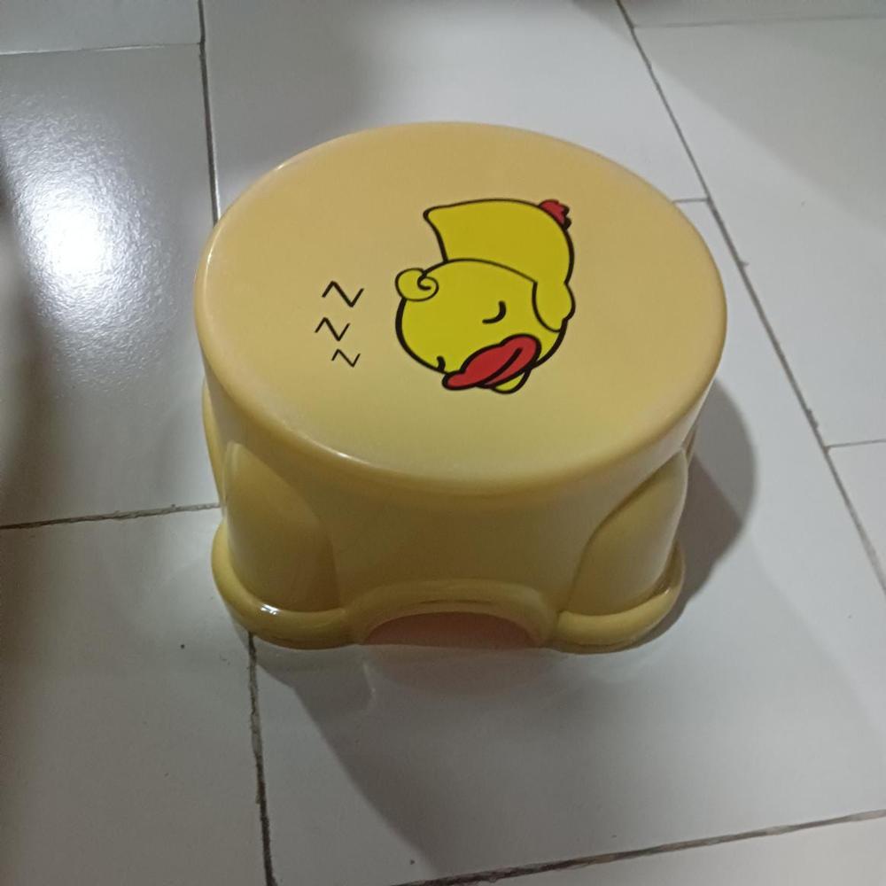 Small Portable Plastic Strong Stool for living room, bathroom stool (MOQ :- 120)