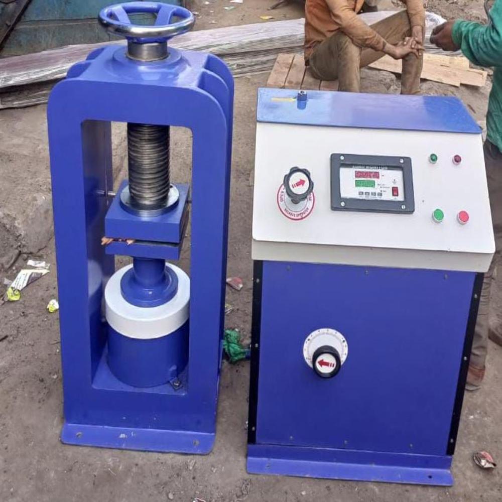 Semi Automatic Compression Testing Machine - Capacity: 200 Tons/year