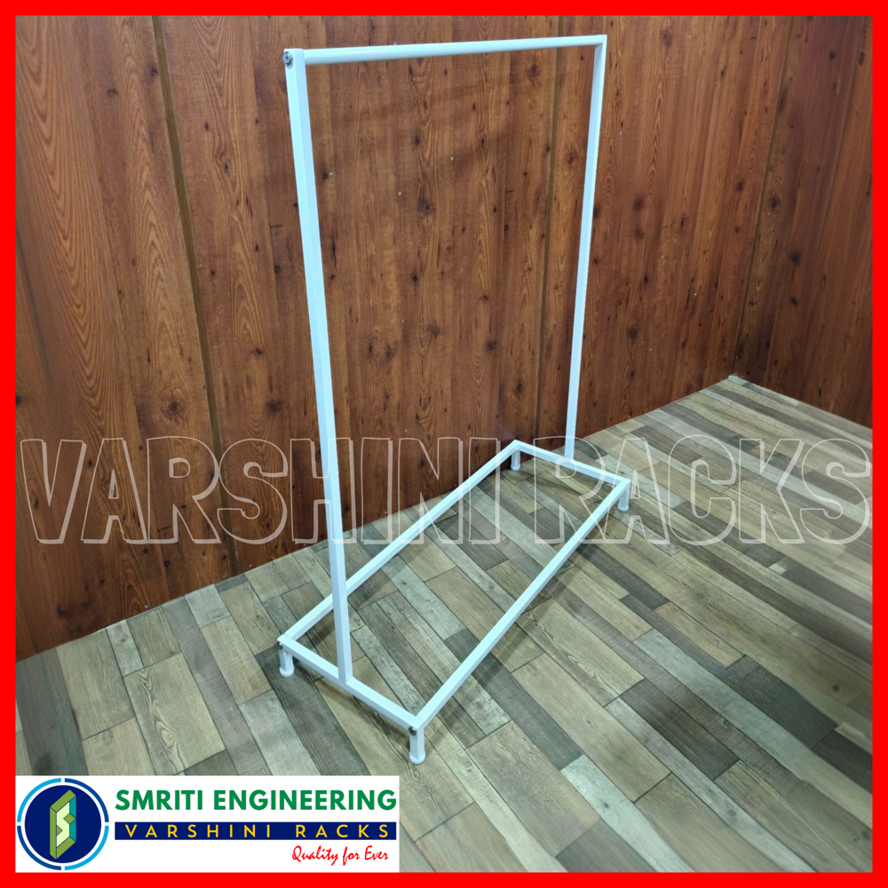 Garments Chutithar Cloth Hanging Stand - Capacity: 100 Kg