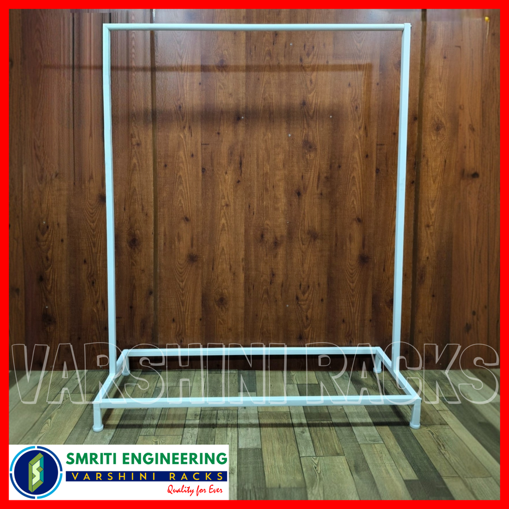 Garments Chutithar Cloth Hanging Stand - Capacity: 100 Kg