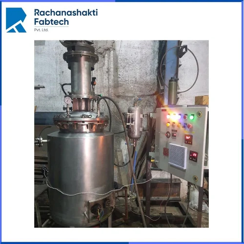 300ltrs Ss Mixing Vessel With Stirrer
