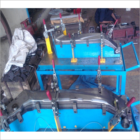 चेकिंग फिक्स्चर्स