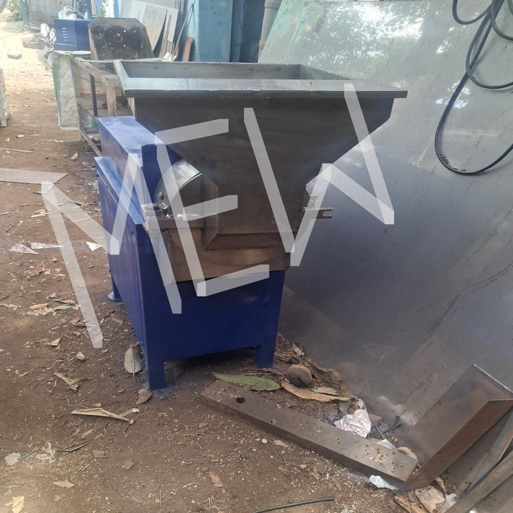 Mariya Coconut Pulverizer / Crusher Machine , 2 hp, 250 kg/hr