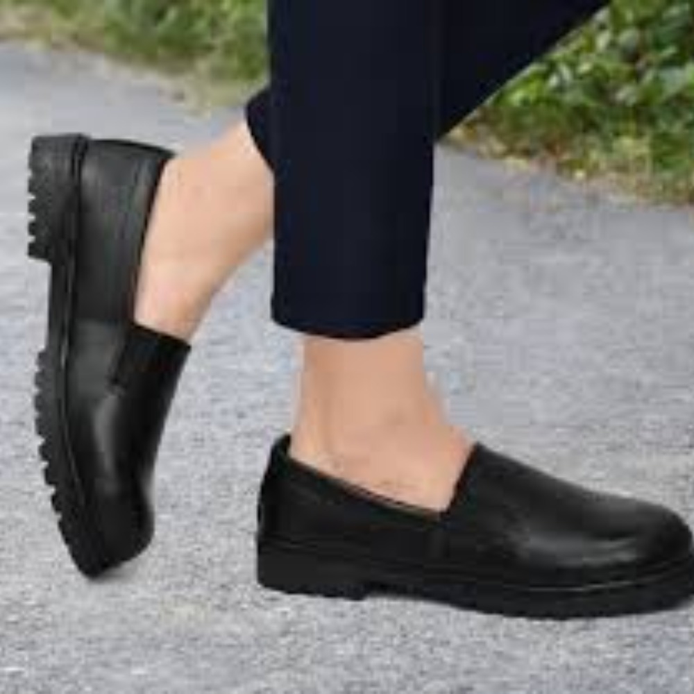 SAFETY SHOES