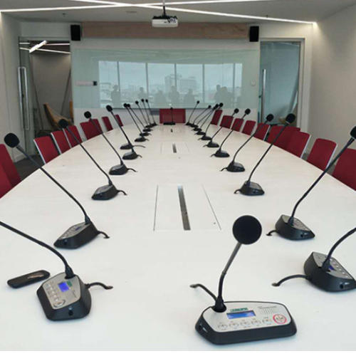 Hybrid Meeting Audio System