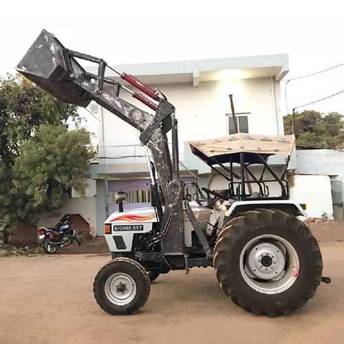 ट्रैक्टर लोडर