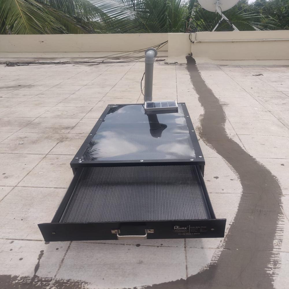 2.5 kg Solar Dryer