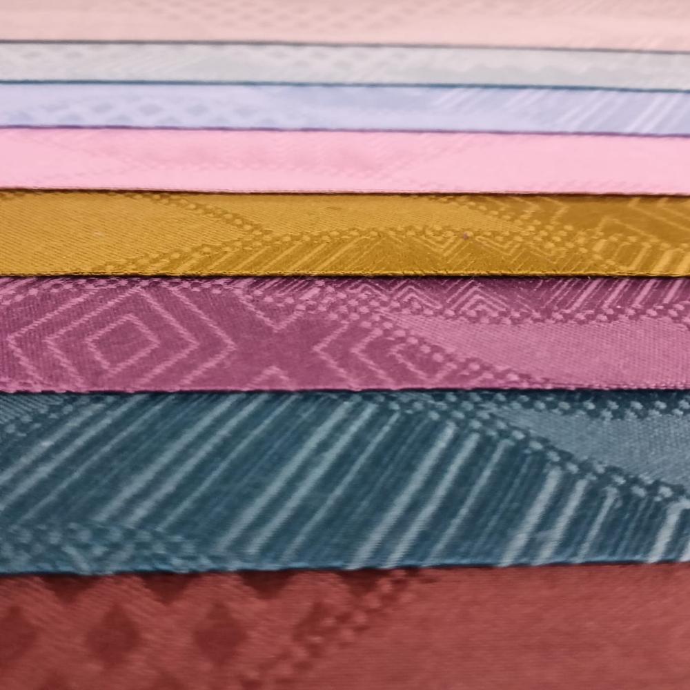 POLYCOTTON FLORAL JACQUARD SHIRTING FABRIC