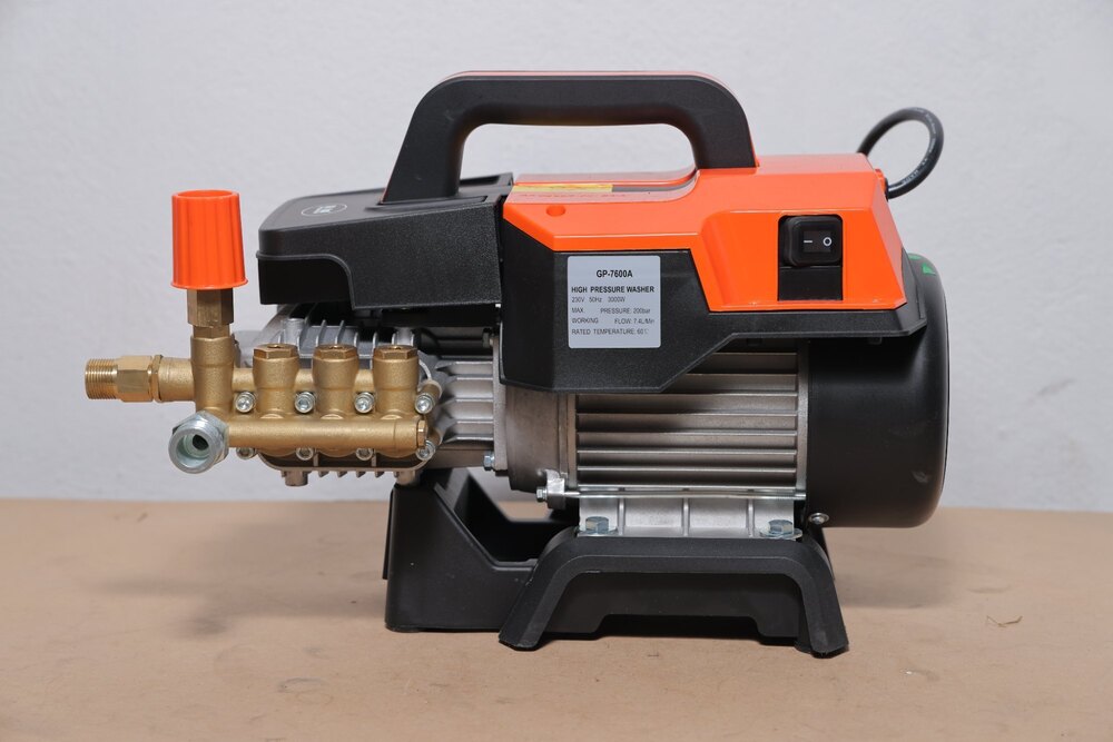 Fly Block Making Machine - Power: 10 Horsepower (Hp)