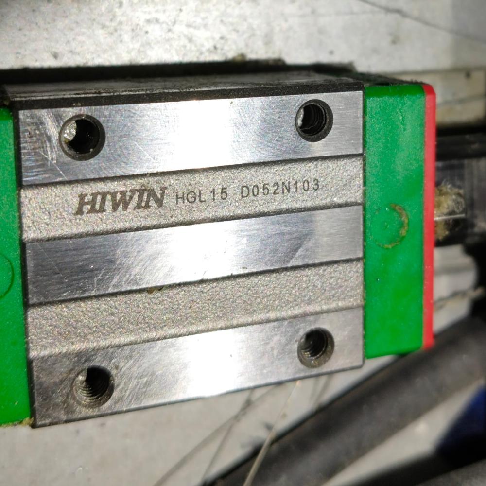 LM block bearing