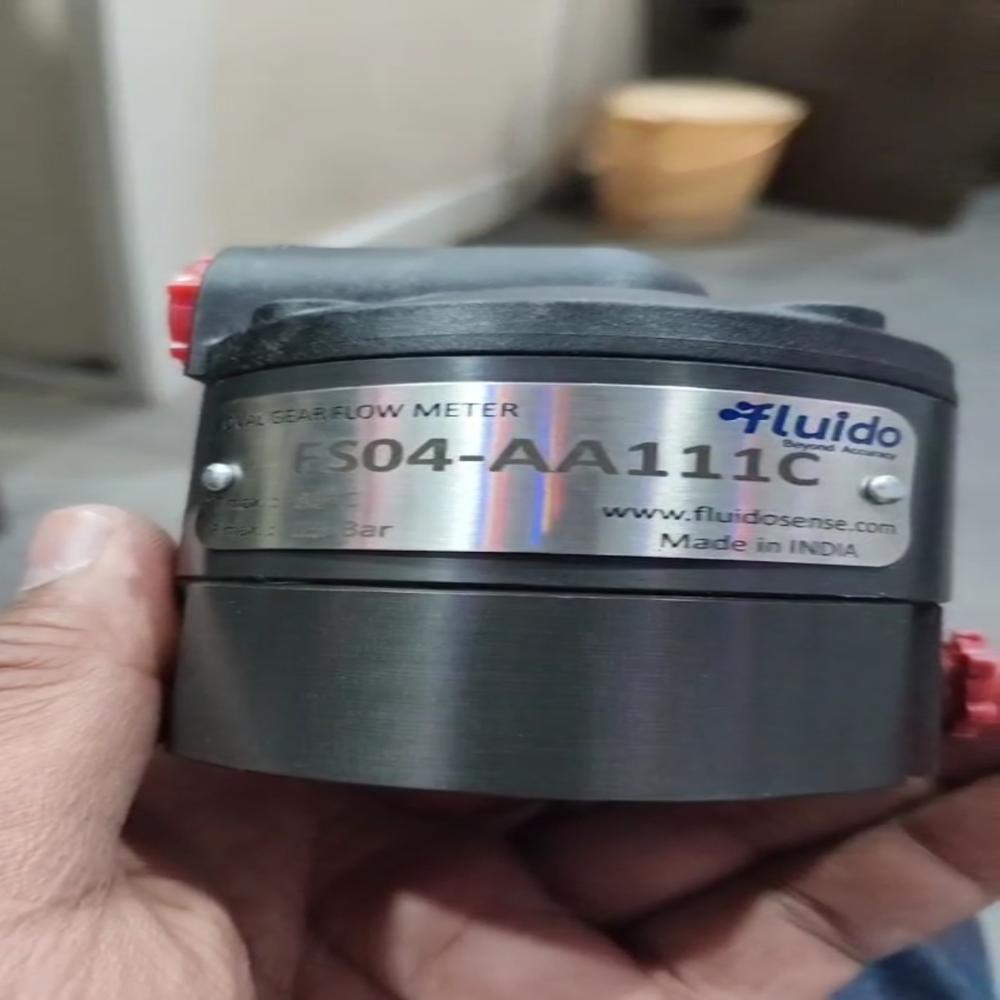 Oval Gear Flow Meter - Accuracy: 0.5 %