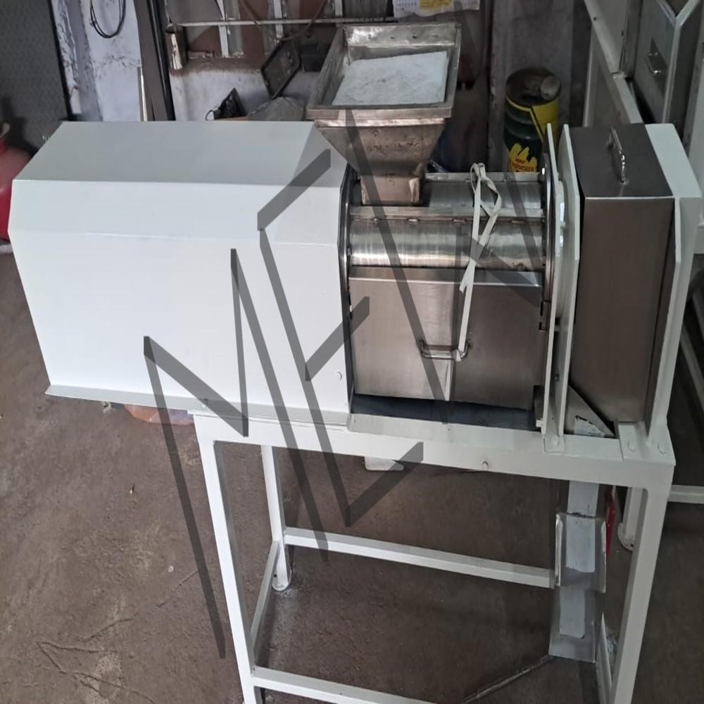 Mariya Moringa Leaves(drumstick Leaves) Juice Extractor Machine, 1 Hp, 25 Kg/hr - Application: Small Scale Industry