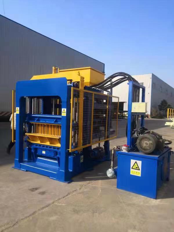 QT4-15C SECOND HAND FULLY AUTOMATIC FLYASH BRICK MACHINE