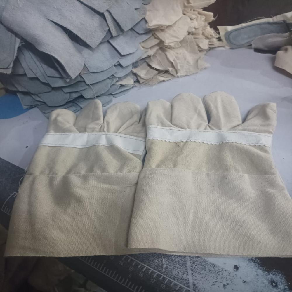 Cotton Gloves - Color: White