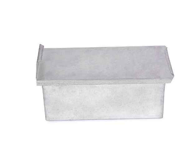 BREAD MOULD IRON 