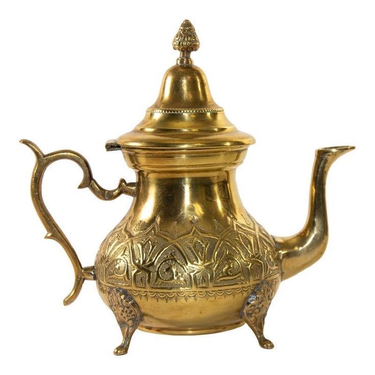Brass Tea Pot - Shape: Round / Traditional