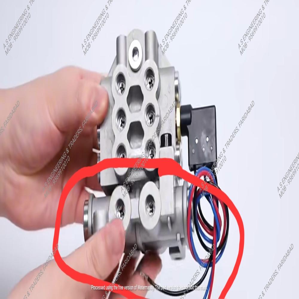 Industrial Progressive Distributor Block - Material: Ss