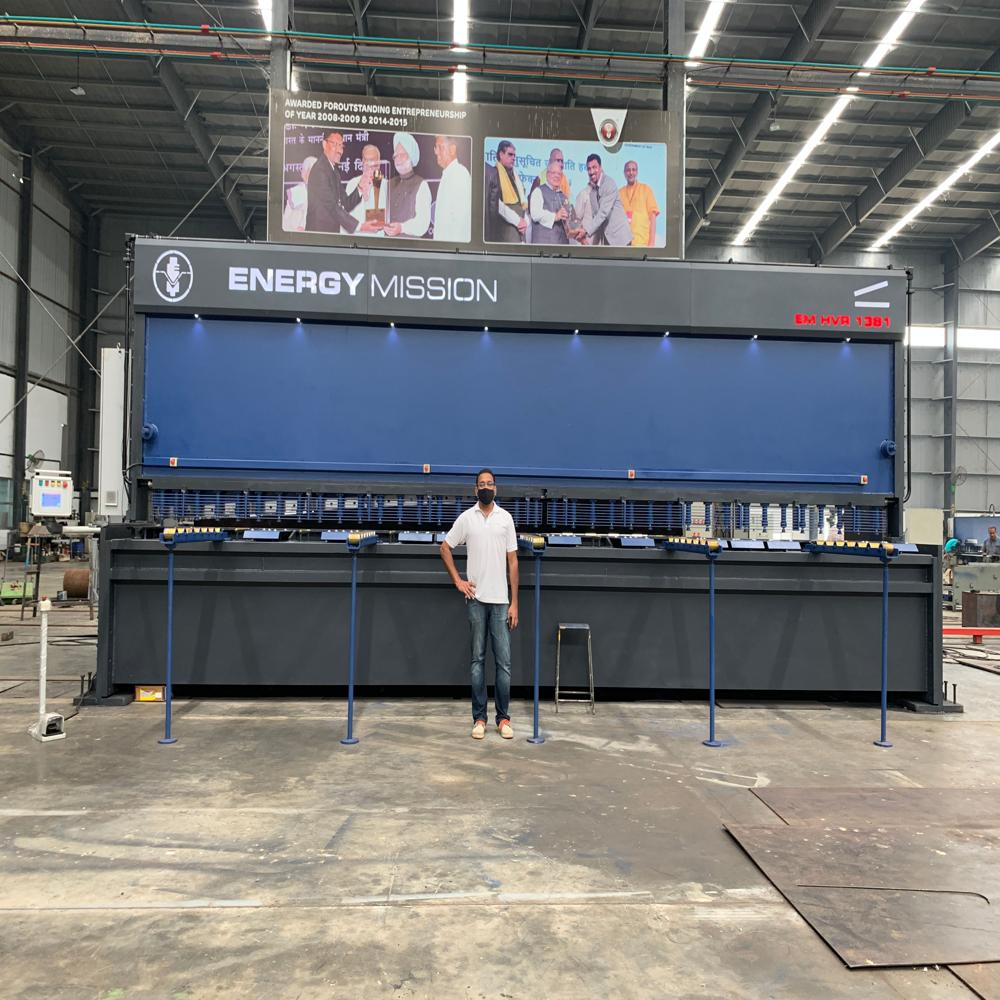Hydraulic Sheet Shearing Machine - Automatic Grade: Semi-automatic
