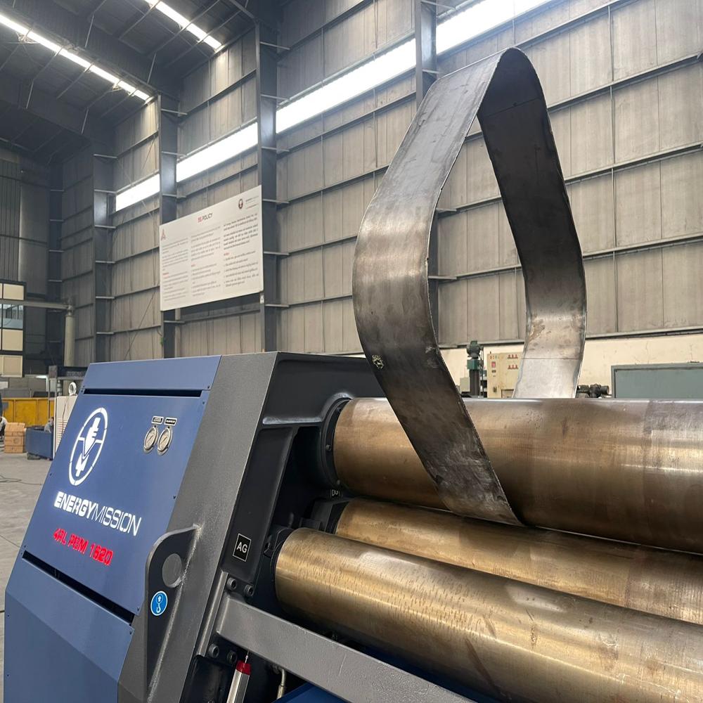 4 Roll Hydraulic Plate Bending Machine