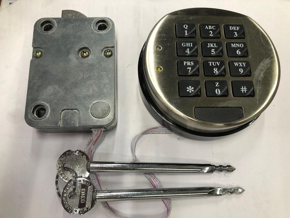 Digital Safe Lock with Emergency Keys