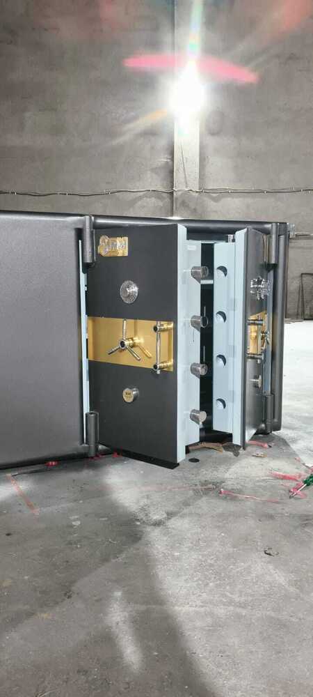 Heavy Duty Digital Safe Locker