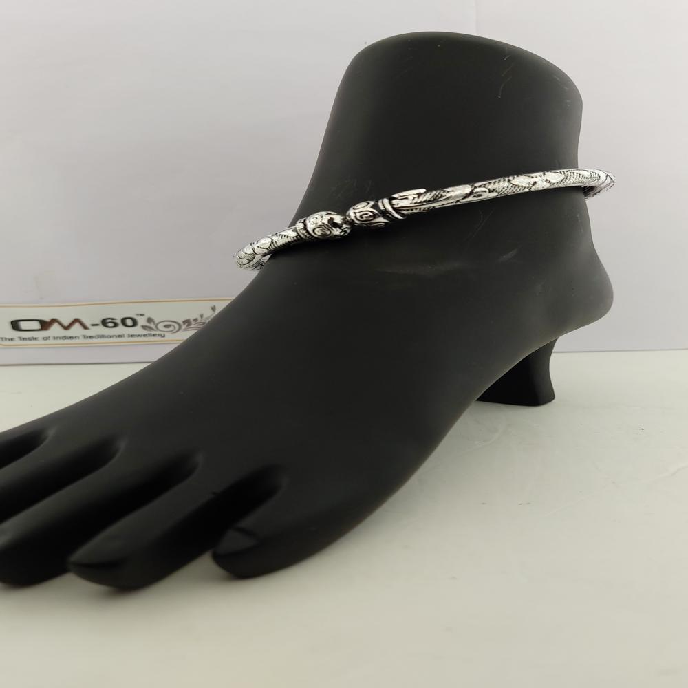 Silver Unique Fancy Payal - 100-300g Weight, Size 10/10.5, Silver Color | Casual Wear, Women's Jewelry For Anniversary, Engagement, Or Wedding