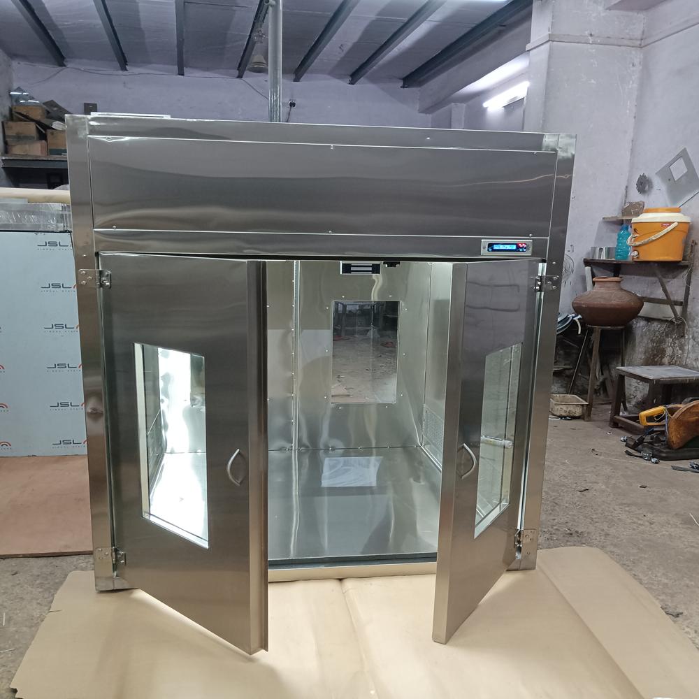 Clean Room Dynamic Pass Box