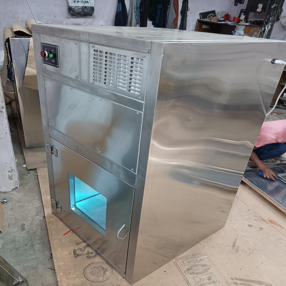Clean Room Dynamic Pass Box