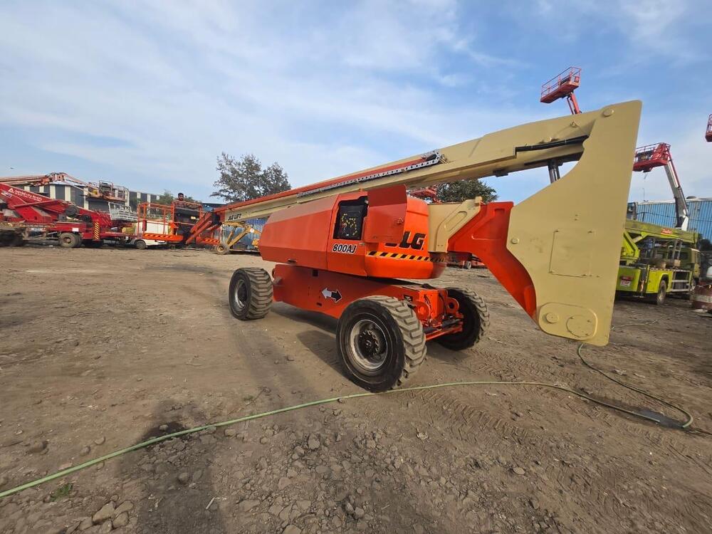 80 Feet Articulated Boom Lift