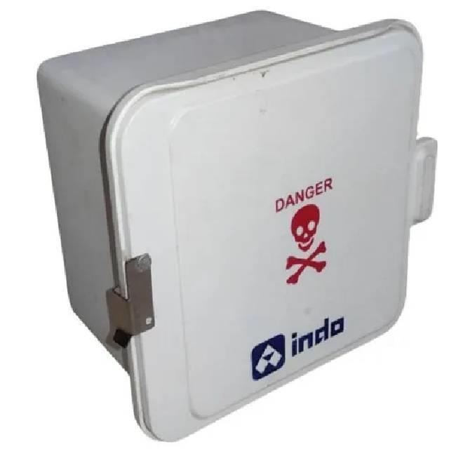 4 Way Rectangular Electrical Junction Box - Accuracy: 20 Mg