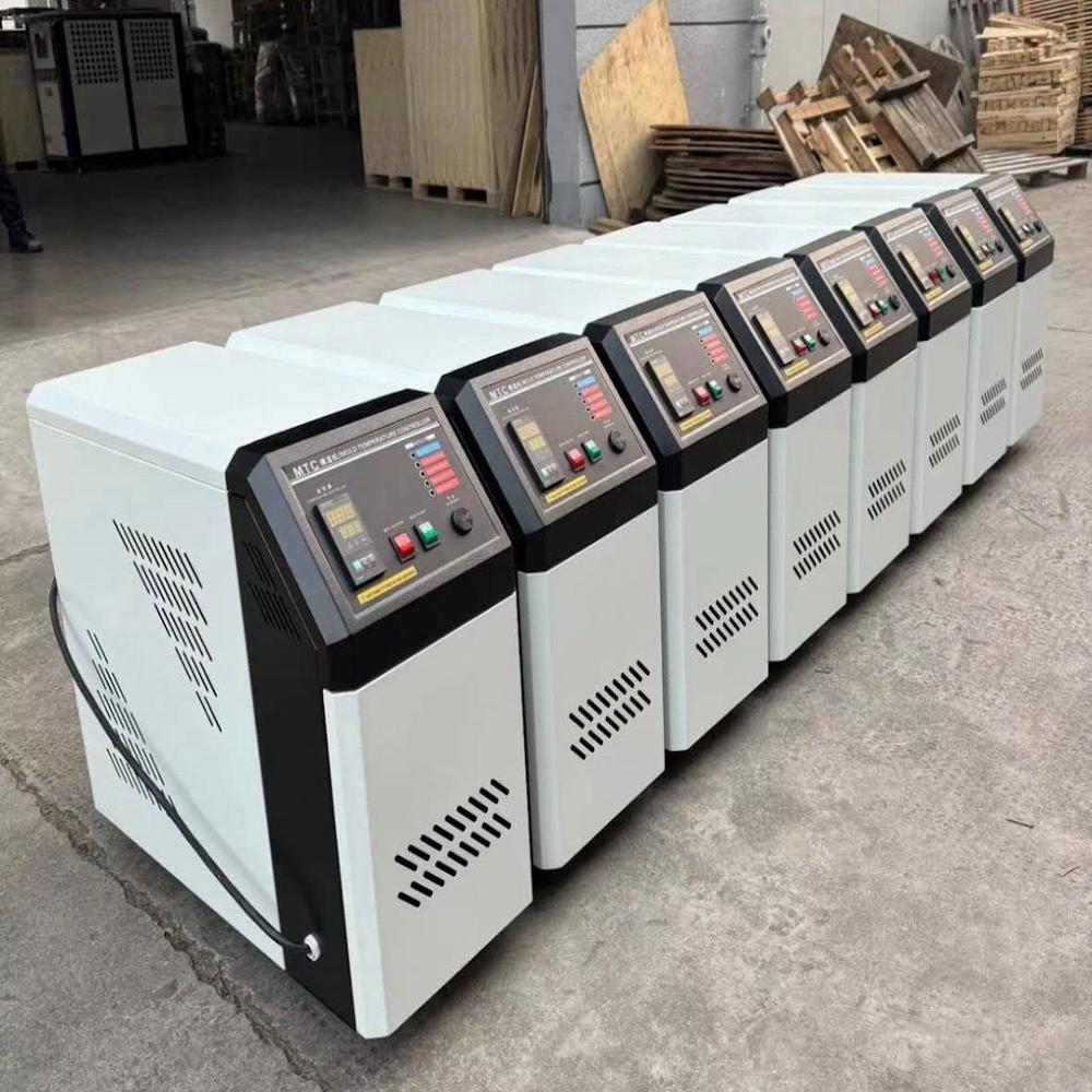Mould Temperature Controller - Accuracy: 90 %