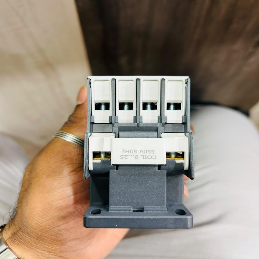 25 AMP EATON Power CONTACTOR 