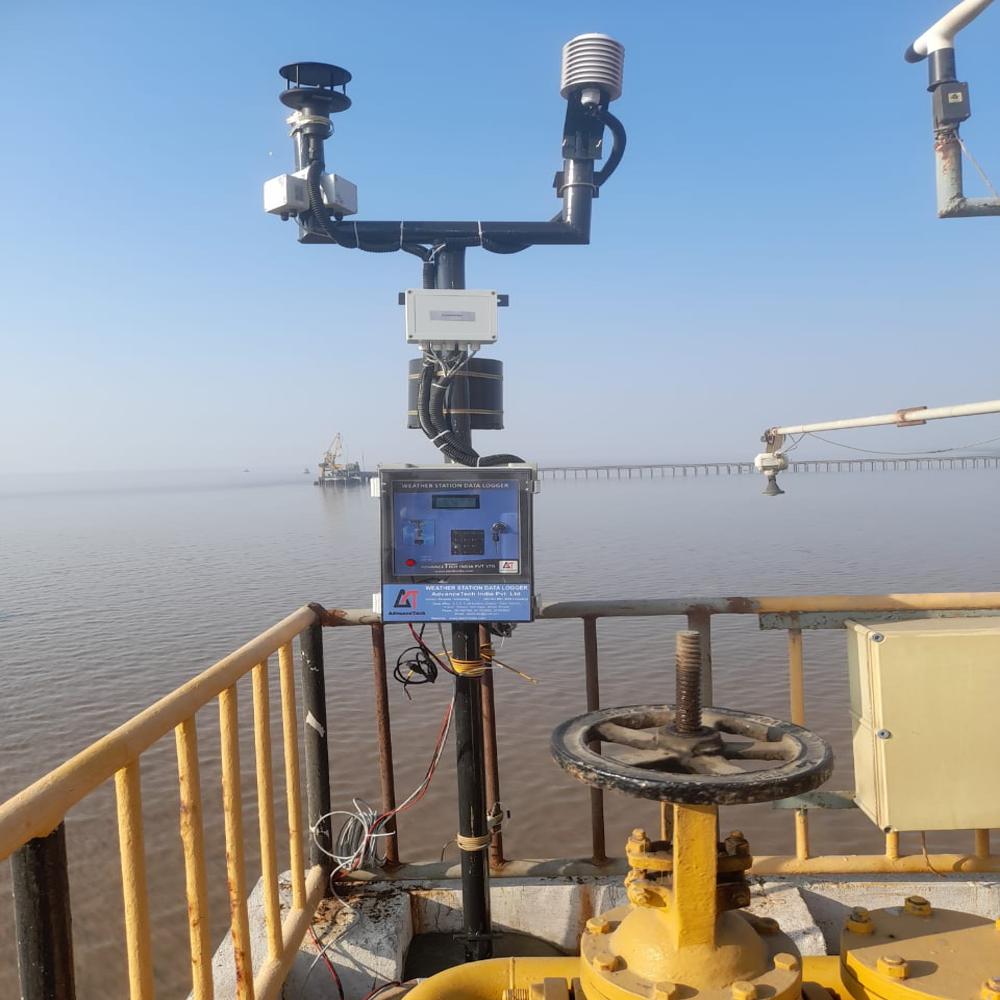 Real-Time Weather Monitoring Station