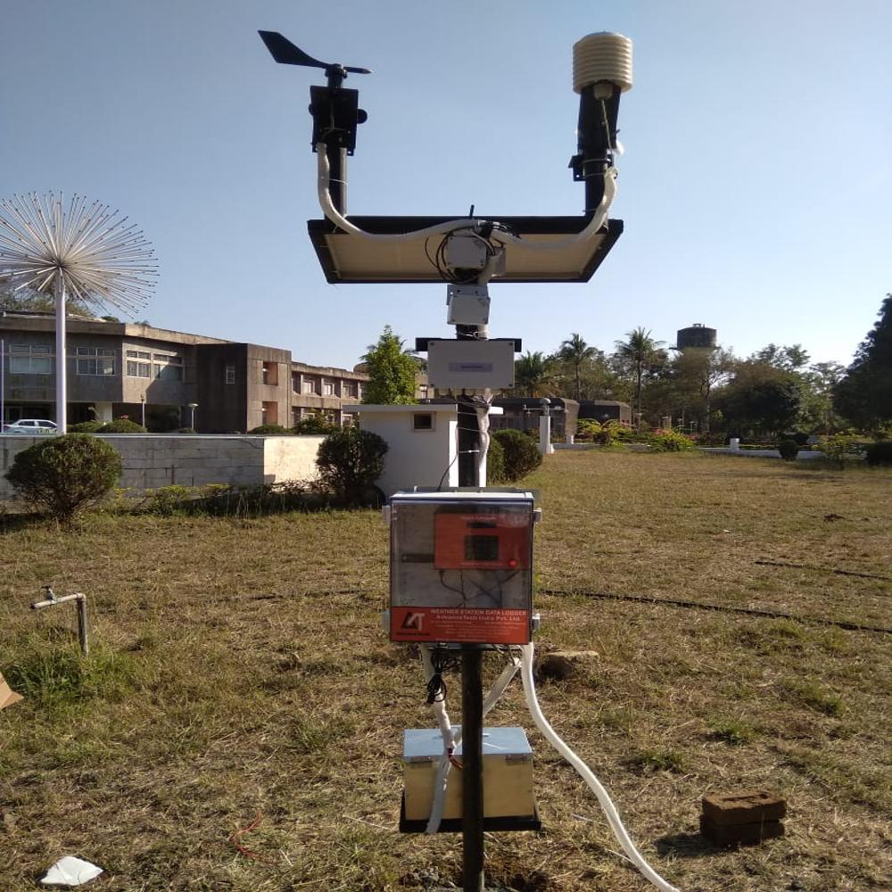 Real-Time Weather Monitoring Station
