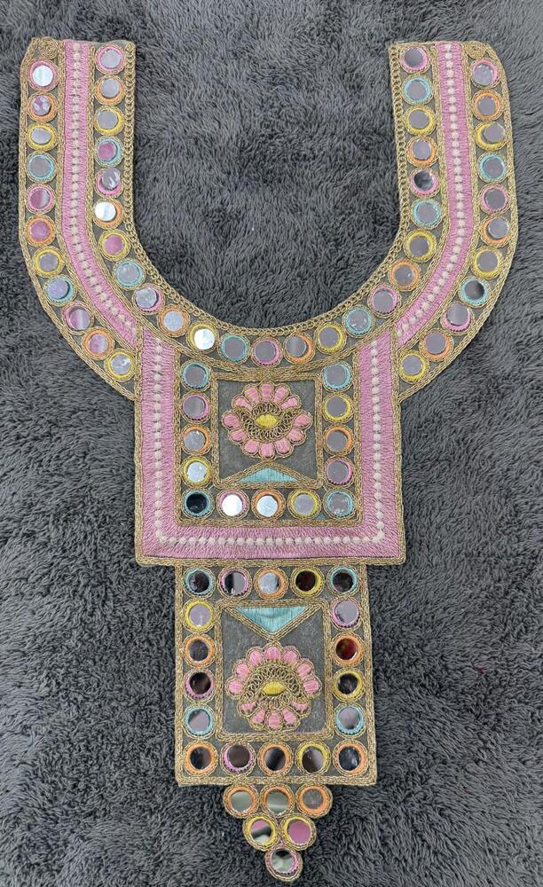 Fancy Neck Embroiderey Lace